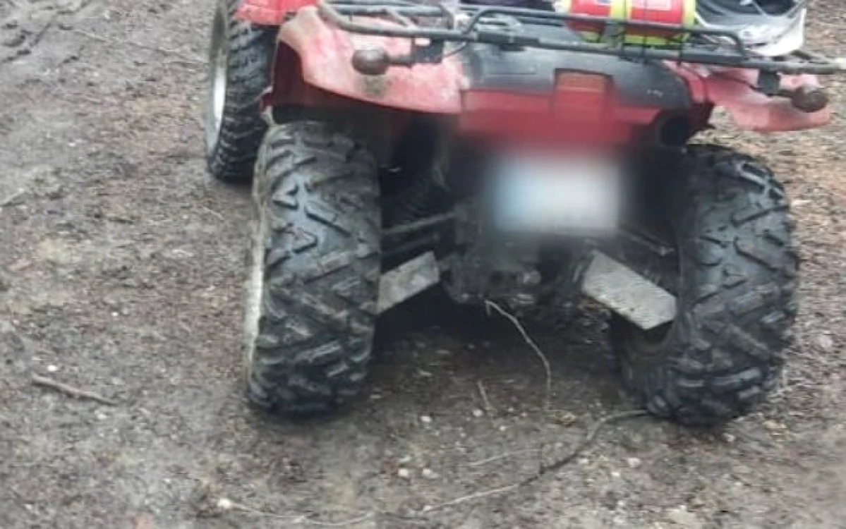 O fată a căzut cu un ATV într-o prăpastie de 20 de metri FOTO Adevărul