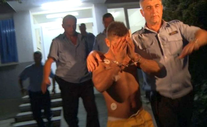 Tânărul a fost deranjat de tariful cerut de taximetrist pentru cursă