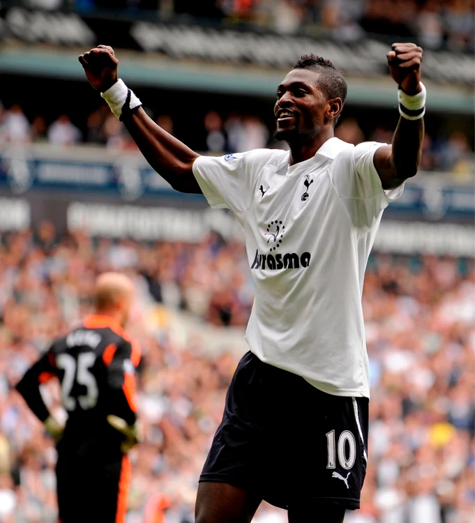 
    Adebayor este un fotbalist excepţional, dar dramele din viaţa personală i-au afectat de multe ori evoluţiile din terenFoto Click!  