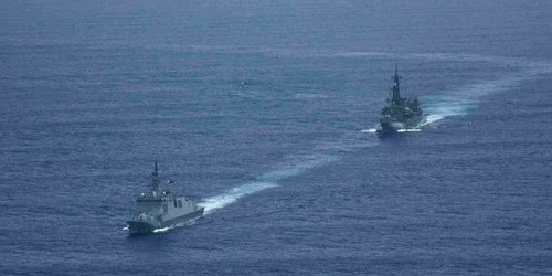 nave China foto x jpeg