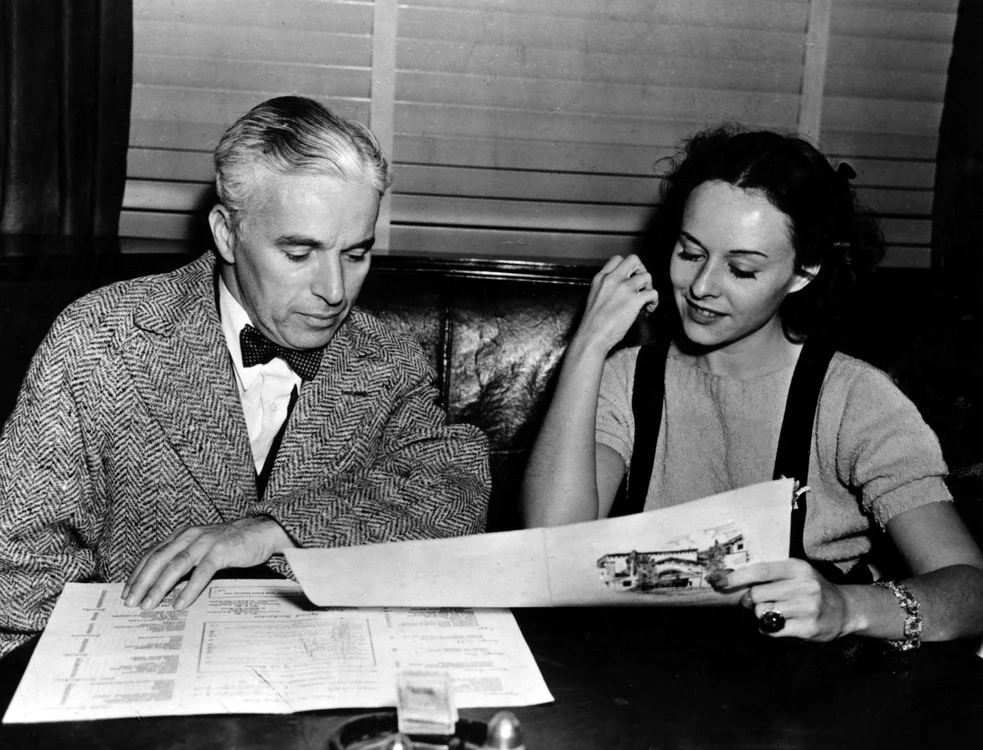 Charlie Chaplin și Paulette Goddard