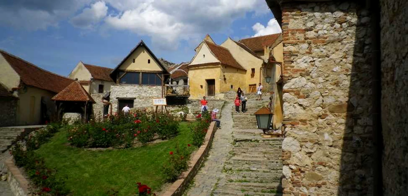 cetatea rasnov foto dana butnaru
