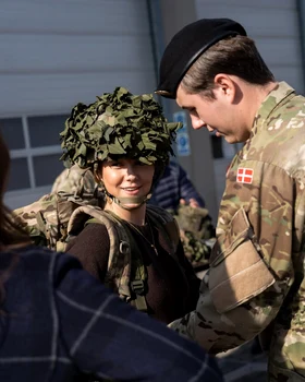 Prințul Christian în Armată, Instagram