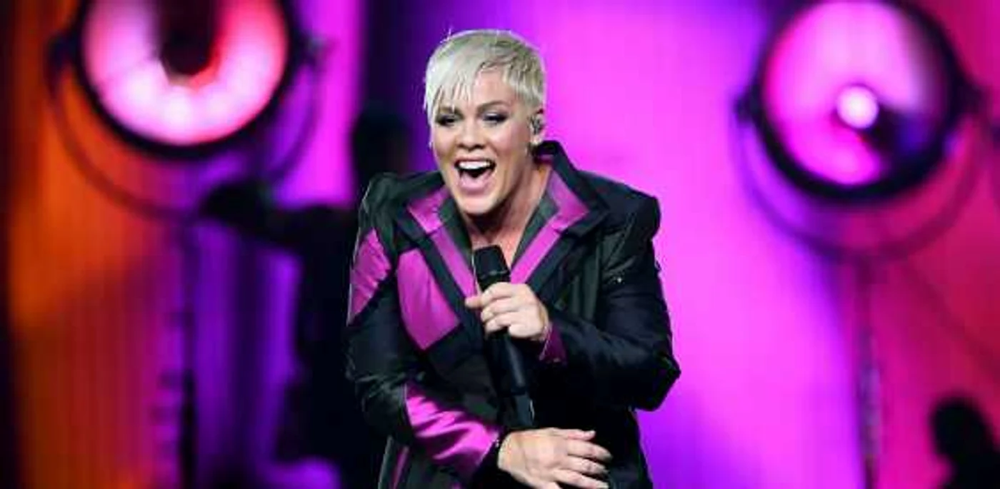 Pink FOTO Getty Images