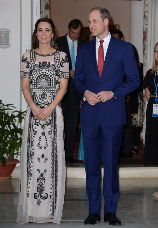 Kate și William, la petrecerea oferită de ambasadorul Marii Britanii în India