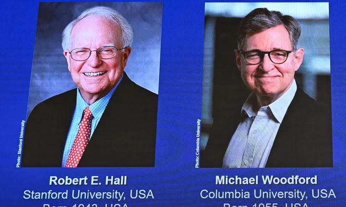 Robert E Hall și Michael Woodford jpg