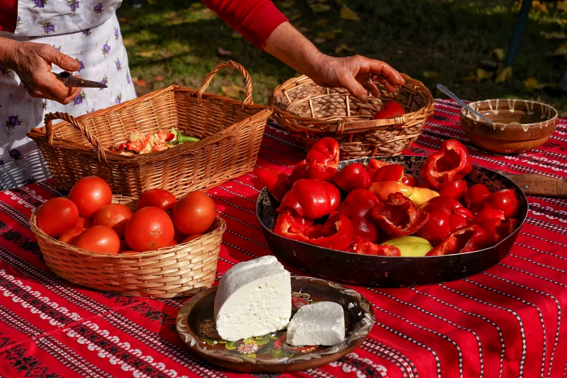 Ingredientele pentru piperchi FOTO Comunitatea Armână din România 