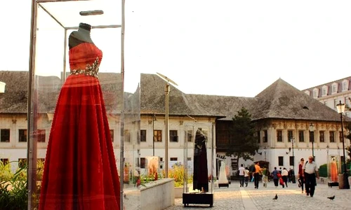 1 52361 original jpg jpeg