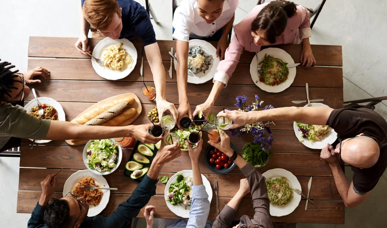 Takeaway a preluat compania britanică Just Eat pentru opt miliarde dolari