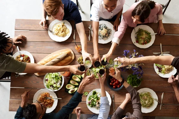 Takeaway a preluat compania britanică Just Eat pentru opt miliarde dolari