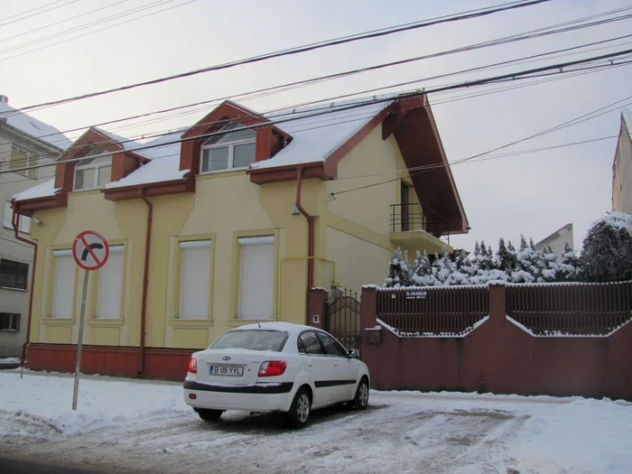 Una din locuinţele jefuite a fost şi casa actualului viceprimar Adrian Albu