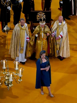 Penny Mordaunt la încoronarea Regelui Charles