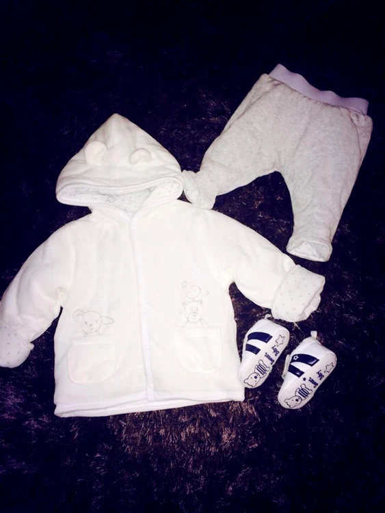 Costumaşul postat de Adelina Pestriţu pe Facebook