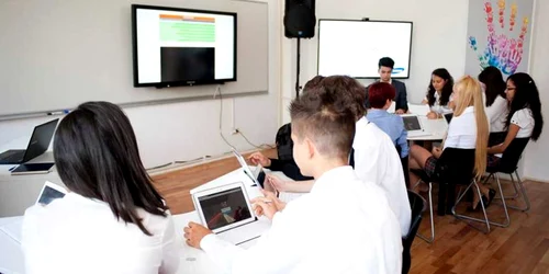 smart classroom pricopie clasa digitala 2