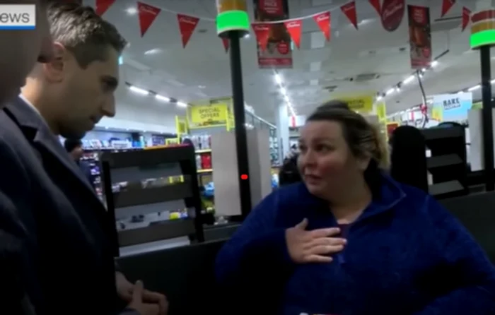 Simon Harris a fost acuzat de asistentă că o ignoră. FOTO captură YouTube