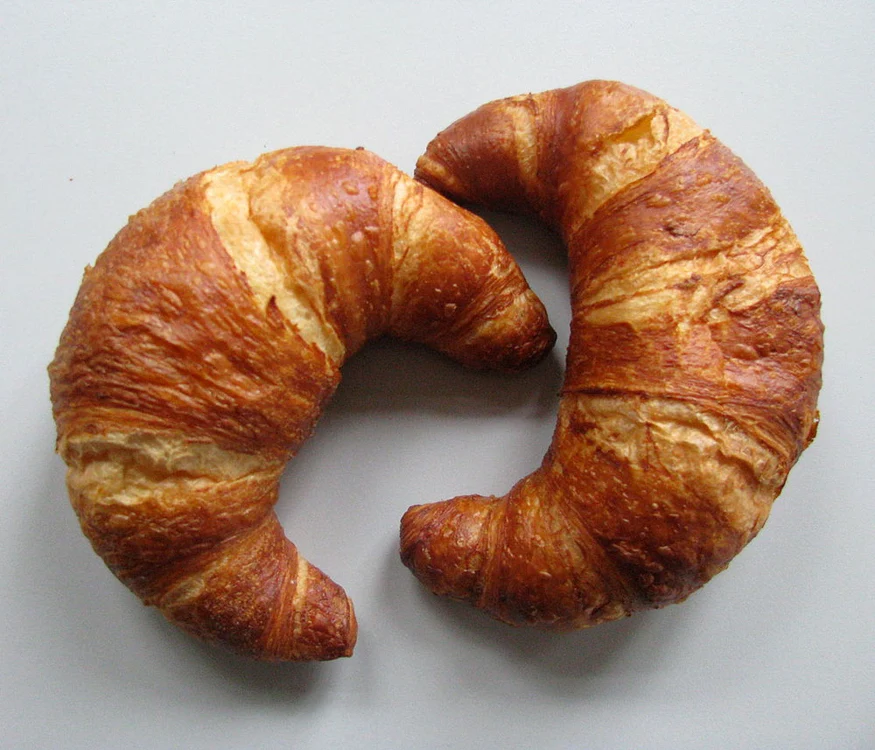 Ce altceva poţi face cu un croissant? jpeg