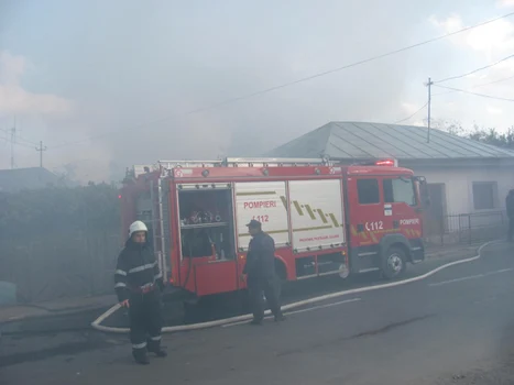 incendiu la ionica tiganu