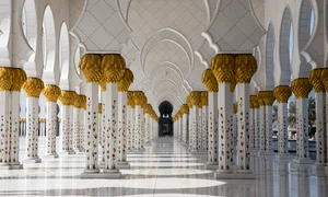 mariakray abu dhabi mosque 6767422 jpg
