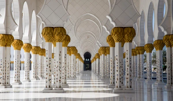 mariakray abu dhabi mosque 6767422 jpg