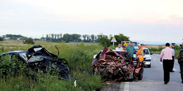 Reşiţa: Drumul groazei care ia viaţa tinerilor