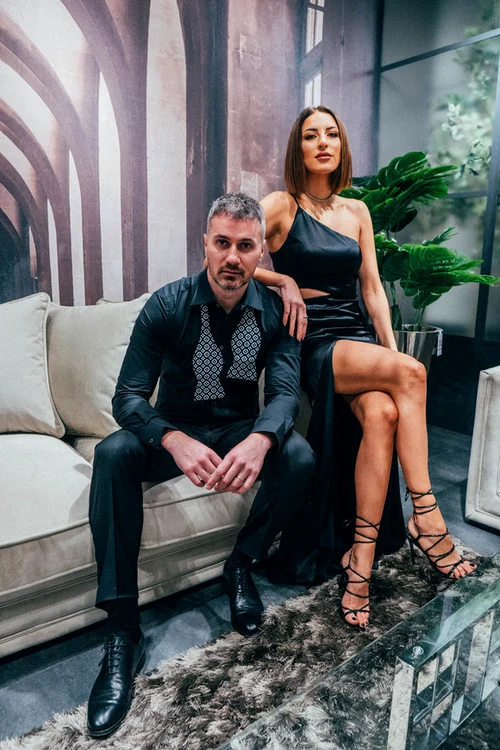 
    Anca Ciota de la Kanal D și solistul Phelipe s-au mutat în casa visurilor foto: arhivă personală  