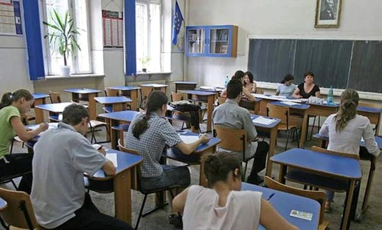 
    Bacalaureat 2015: Elevii care nu au știut cum să rezolve cerințele și-au folosit imaginațiafoto: voceatransilvaniei.ro  