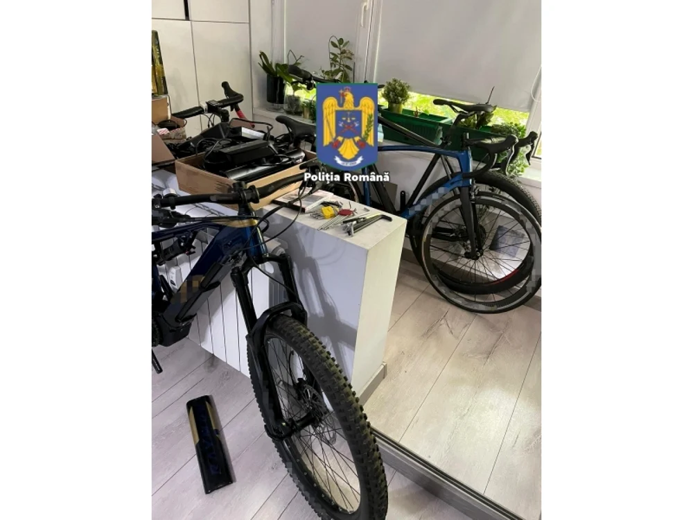 FOTO Poliţia Română