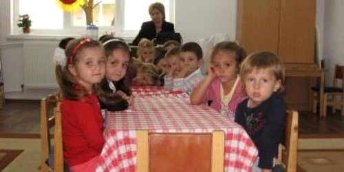 Bistriţa : Peste 100 de copii au scăpat de coşmarul mutării