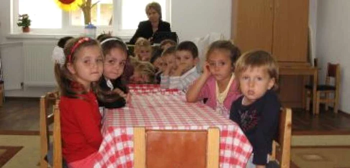 Bistriţa : Peste 100 de copii au scăpat de coşmarul mutării