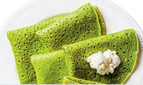 clatite cu matcha jpg