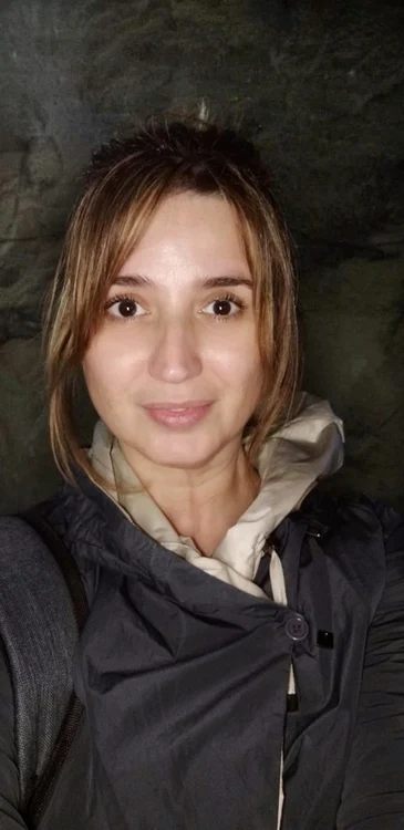 Sanda Nicola s-a fotografiat în mină, deși înainte de terapie nu credea că este posibil să stea atât de mult în subteran fără să i se declanșeze atacurile de panică