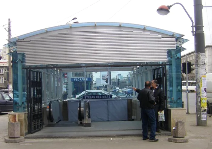 Ieșirea de la metrou dinspre Șos. Ștefan cel Mare va fi închisă