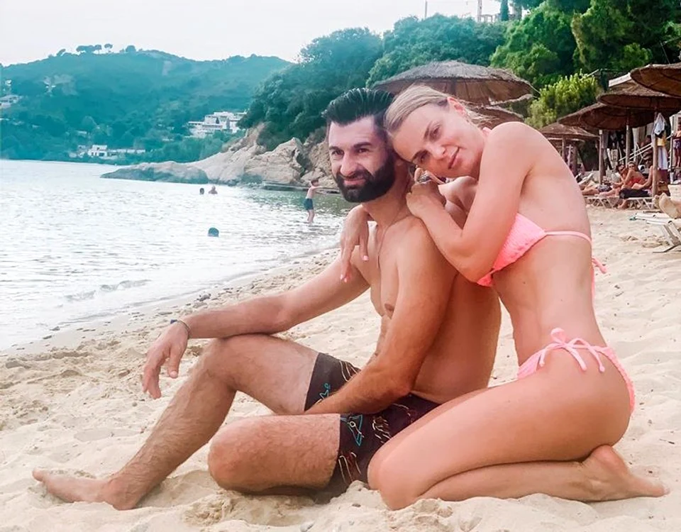Jojo și Paul Ipate ne spun „kalimera” din Skiathos 