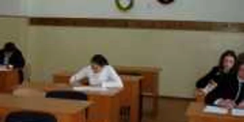 Bacalaureatul continuă astăzi