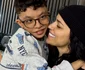 Kamara și Oana, părinții lui Leon, sunt fericiți că puștiul a început să meargă, după atâtea operații 