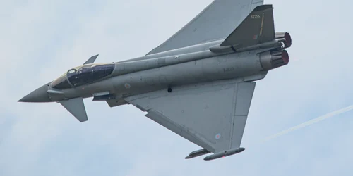 Typhoon FGR4 FOTO Shutterstock jpg