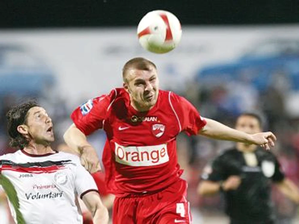 
    Cosmin Moţi  