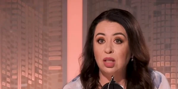 Oana Roman, invitată în emisiunea Cristinei Șișcanu, de la Metropola Tv foto: YouTube 