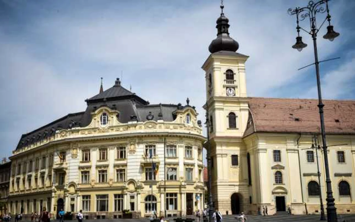 Pentru noul post de director înfiinţat în cadrul Primăriei Sibiu s-au înscris nu mai puţin de zece candidaţi. 70% au picat după prima probă FOTO Silvana Armat