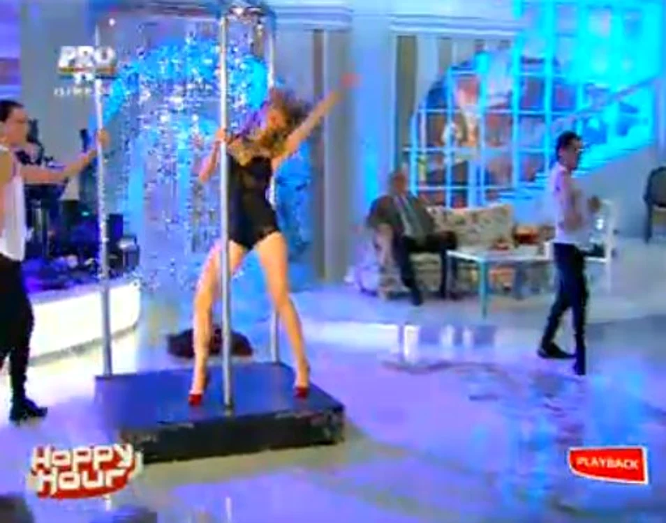 Corina a revenit cu un nou stil