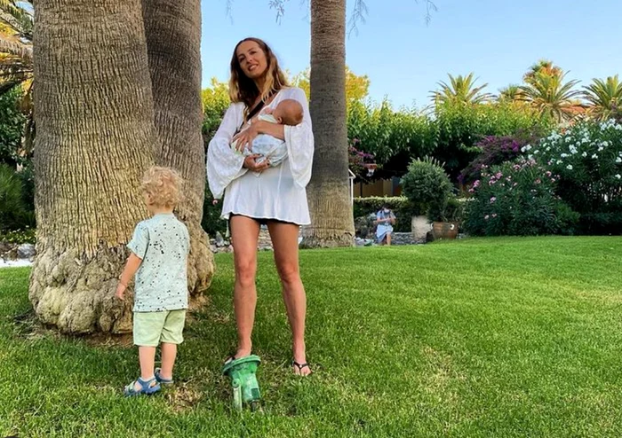 
    Flavia, siluetă de vis după a doua naștereFoto: Instagram  