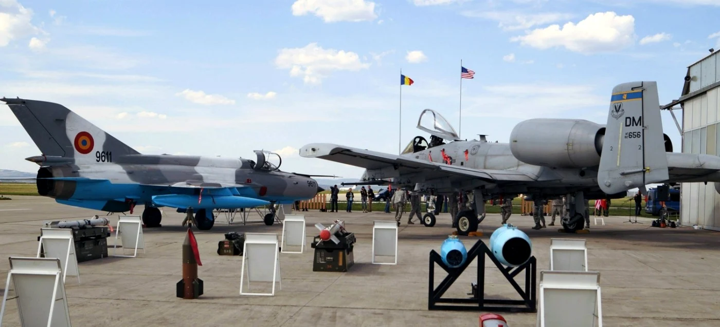 Baza militară aeriană de la Câmpia Turzii este frecvent folosită de americani. FOTO: Facebook