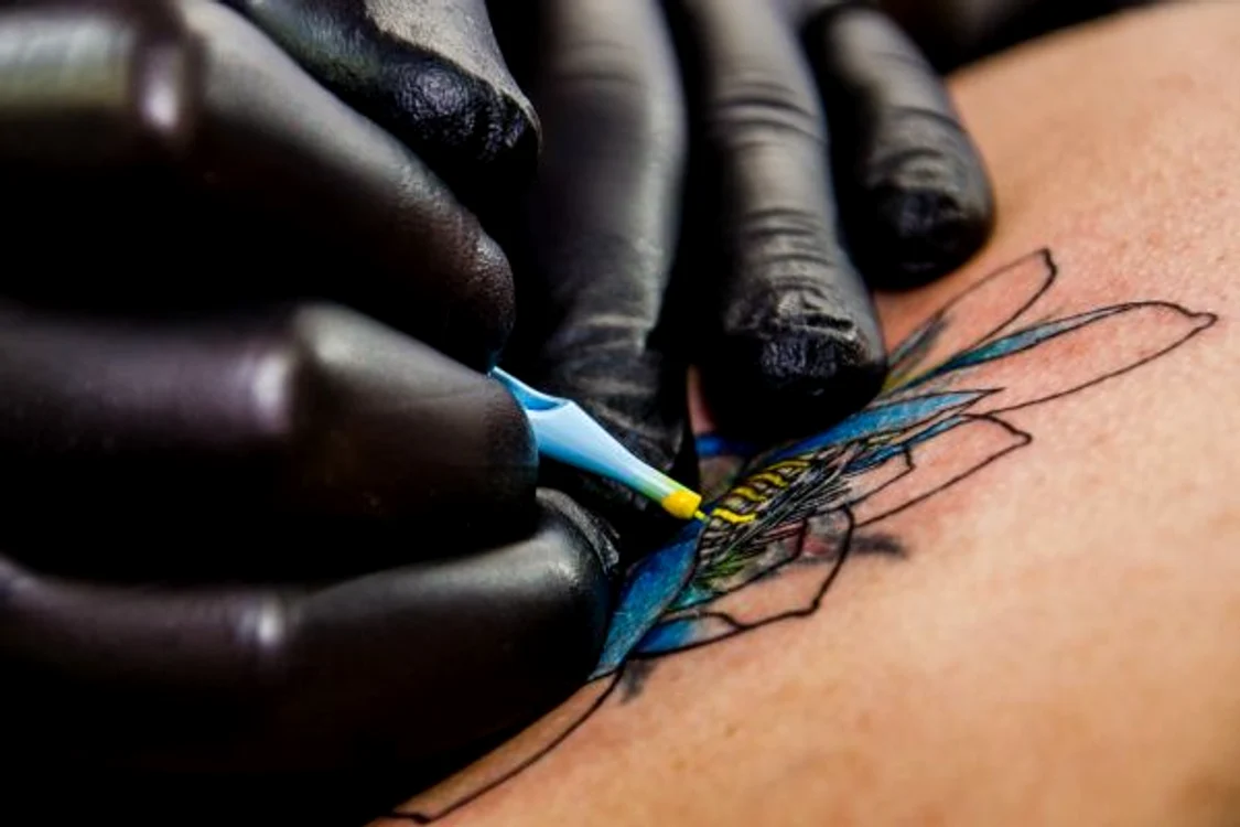 
    Cel mai potrivit tatuaj pentru femeile Balanţă este o floare cosmos.www.clickpentrufemei.ro  