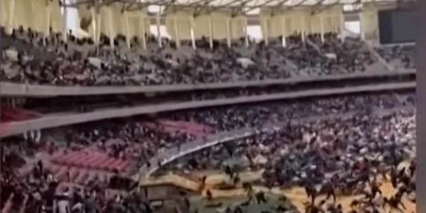 sustinatori Ondinga, gaze lacrimogene haos stadion Kenia  captura New York Post png