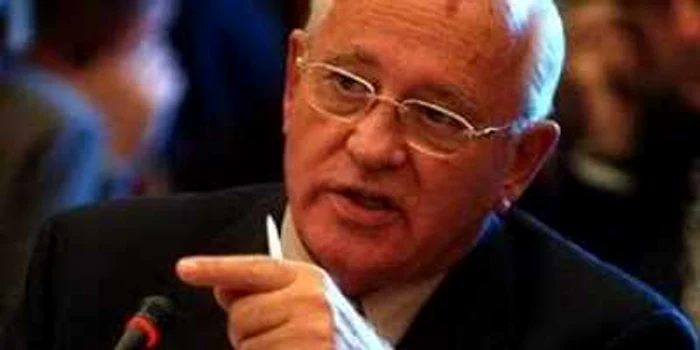 <b>Welt</b>: Gorbaciov vroia să-l înlăture pe Honecker înainte de căderea Zidului