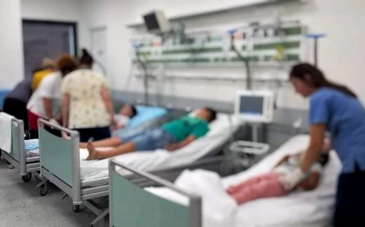Copiii au ajuns la spital cu dureri mari de burtă FOTO: FB/Aladin Georgescu