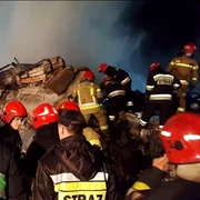 G9kF8oFbQAA17j7 jfif