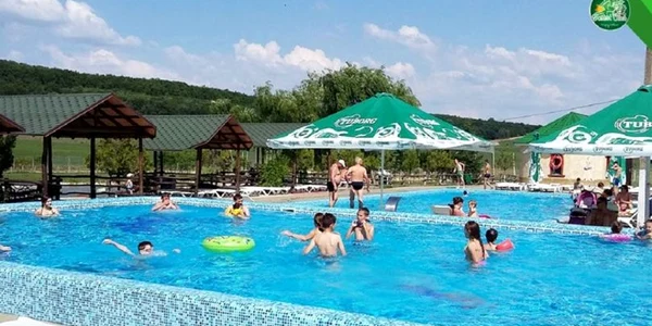 piscina jpeg