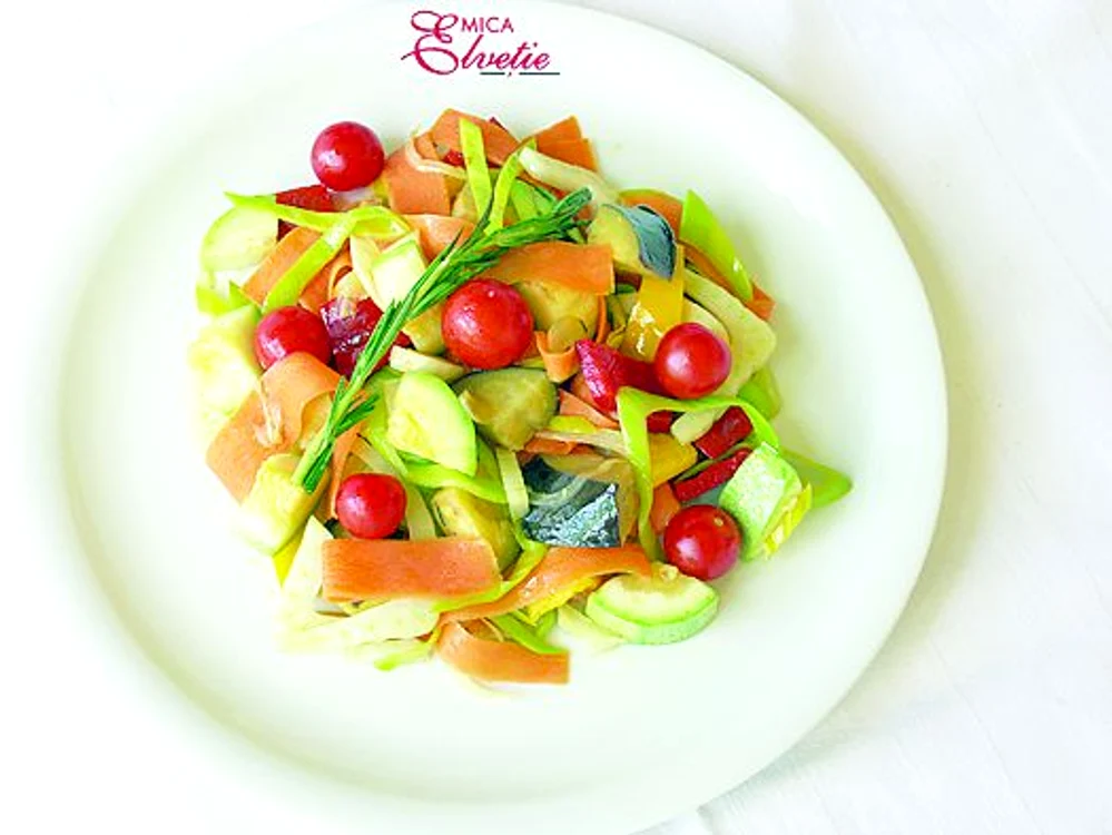 Salată de vară
