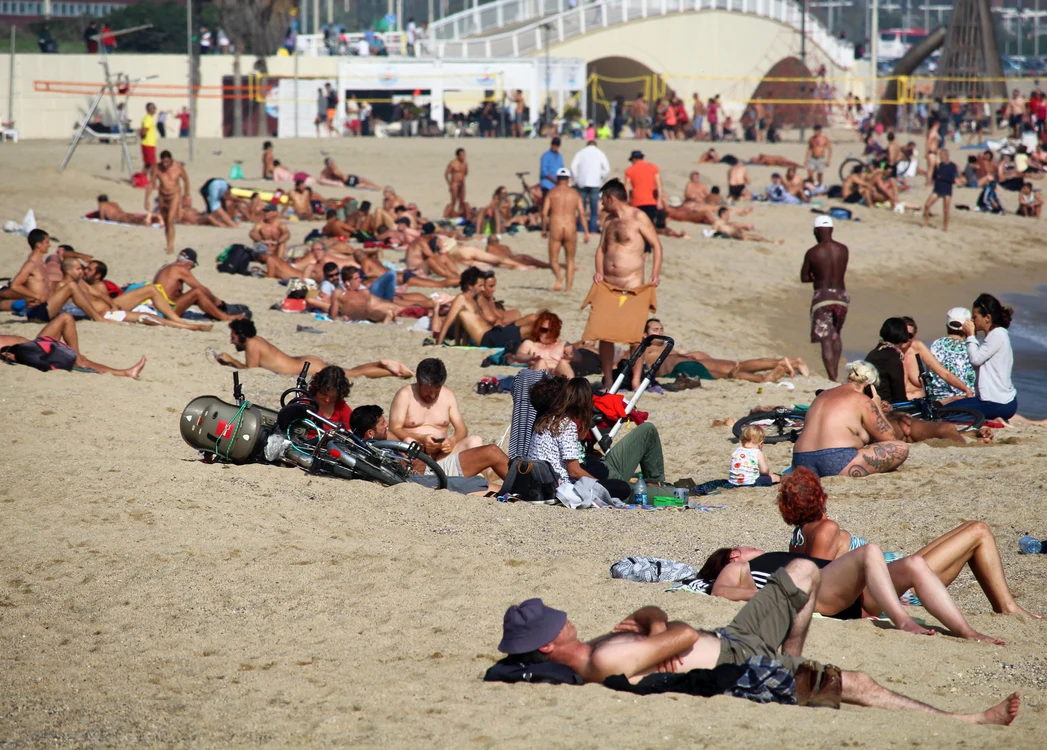 plaja de nudisti Marbella din Barcelona Spania profimedia 0304619499 jpg